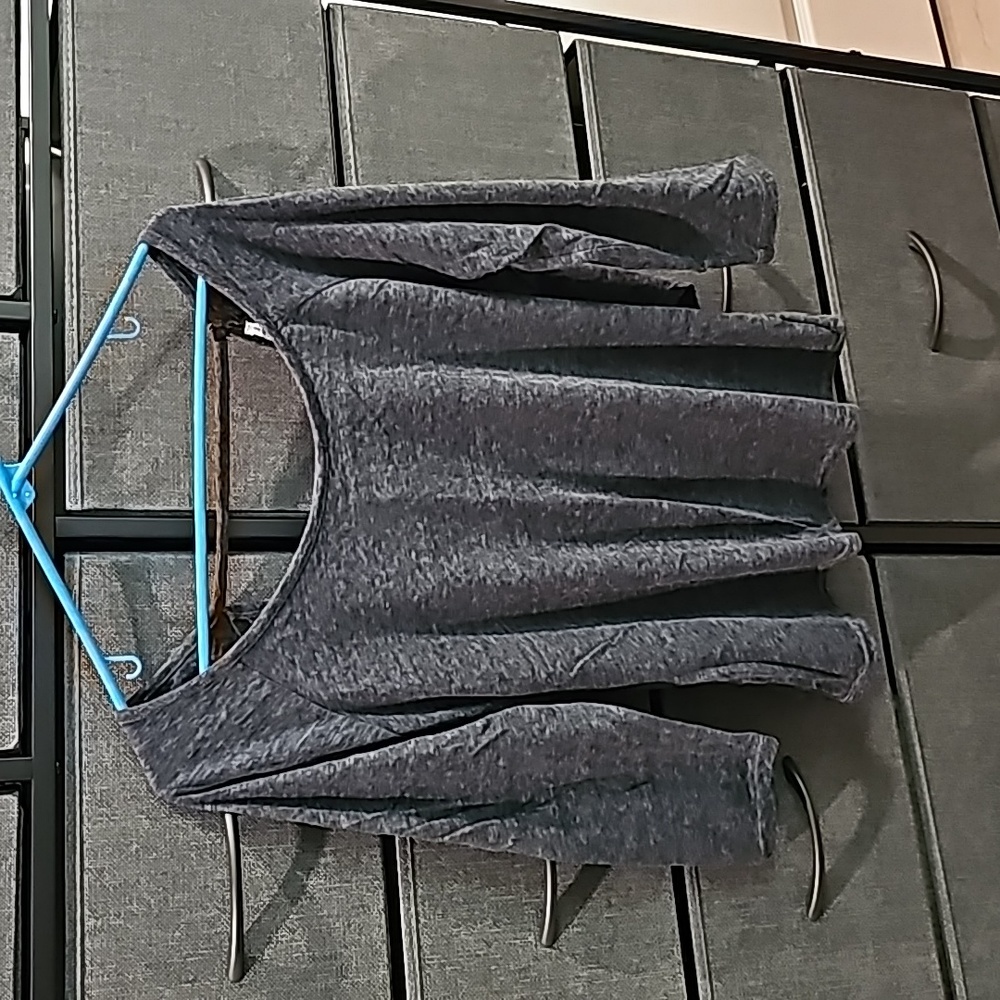 Open back, long sleeve tee